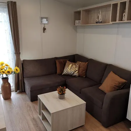 Stacaravan De Maravan מידלקרק