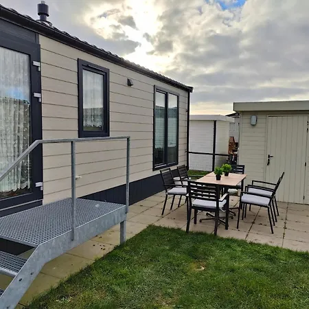 בקתה Stacaravan De Maravan *